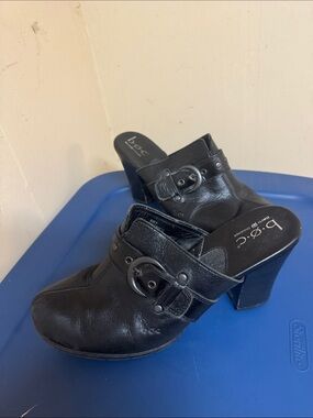 b.o.c. Black Leather Buckle Slip-On Mule Heels